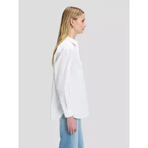Long Sleeve Boyfriend Shirt with Pockets Women Lee image-3