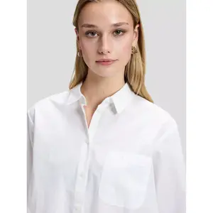 Long Sleeve Boyfriend Shirt with Pockets Women Lee image-5