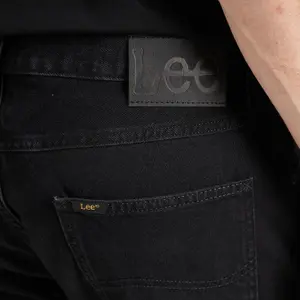Short Lee Black Rinse image-3