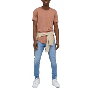 T-Shirt Lee Shaped image-1