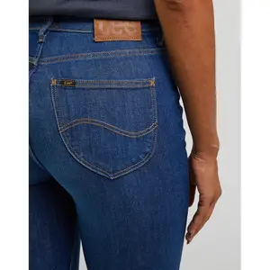 Vaqueros de mujer Lee Breese image-2