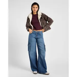 T-shirt de mangas compridas em malha canelada para mulheres Lee image-3