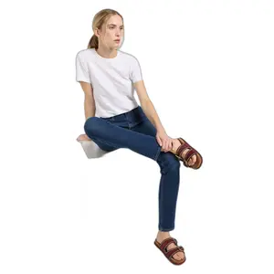 Vaqueros de mujer Lee Elly image-4