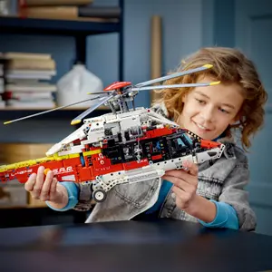 Helicopter building sets Lego Airbus H175 Technic image-1