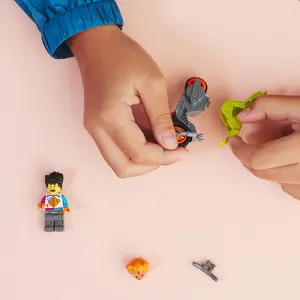 Bear waterfall motorcycle construction games Lego City image-4