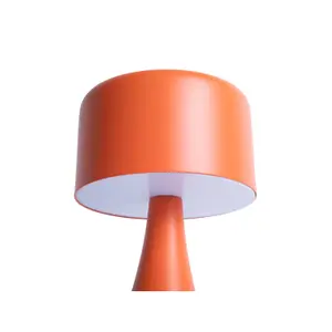 Lampada da tavolo a LED Leitmotiv Nora image-1
