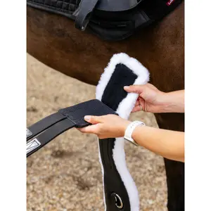 Saddle Strap for Horse LeMieux Black Hunter image-3