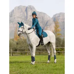 Cso mat LeMieux Suede Close Contact image-1