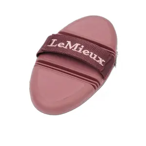 Blød børste til hestens krop LeMieux Flexi image-1