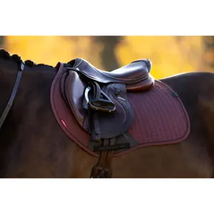 Jumping Saddle Pad LeMieux Finesse Square image-6
