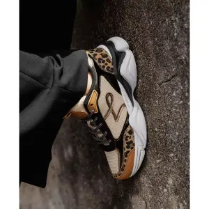 Women's Sneakers Les Tropeziennes par M.Belarbi Arya image-4