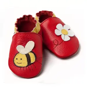 Soft baby slippers Liliputi Little Bee image-0