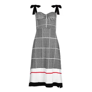 Kvinnor sommarklänning med axelband Lisca Quito image-0