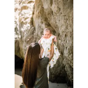 Baby swaddling towel Little Unicorn Deluxe Bambou image-6