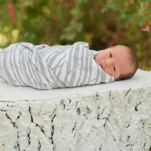 Set of 3 cotton baby swaddling towels Little Unicorn Amis de la forêt image-4