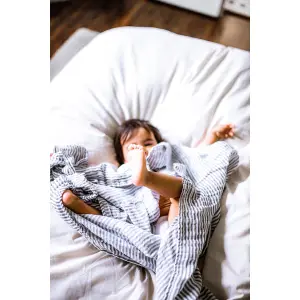 Set of 3 cotton muslin baby diapers Little Unicorn image-3