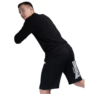 Curta Lonsdale Balnabruich image-2