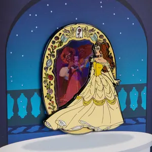 Emaliowane szpilki z efektem 3D Loungefly Disney Belle image-2