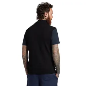 Sweter z dzianiny bez rękawów Lyle & Scott image-3