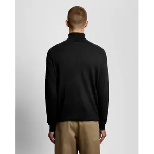 Camisola de gola alta em algodão merino Lyle & Scott image-4