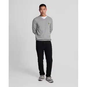 Jersey de cuello V de lana merina Lyle & Scott image-1