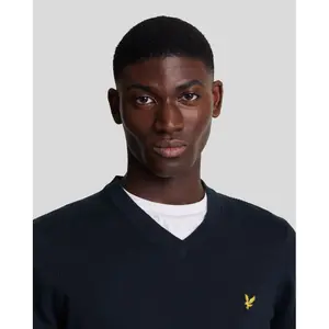 Jersey de cuello de pico de algodón merino Lyle & Scott image-5