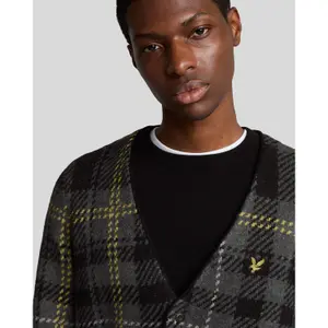 Cardigan Lyle & Scott Tartan | Espace Golf