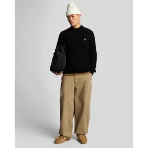 Pull col rond Lyle & Scott Mock Neck image-1