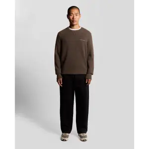 Suéter de cuello redondo de punto con guion Lyle & Scott image-2