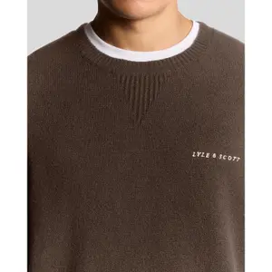 Suéter de cuello redondo de punto con guion Lyle & Scott image-3