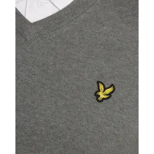Πουλόβερ με V λαιμόκοψη Lyle & Scott image-5