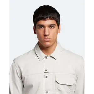 Camisa de manga comprida com bolso Lyle & Scott image-4