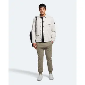 Camisa de manga comprida com bolso Lyle & Scott image-2