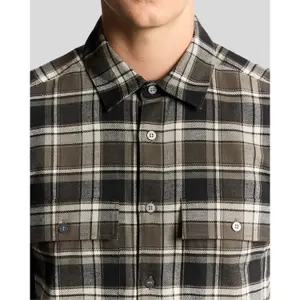 Langærmet ternet skjorte i bomuld Lyle & Scott image-3