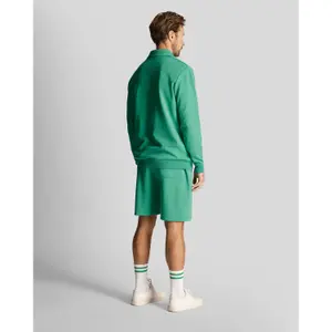 Short Lyle & Scott Logo image-3