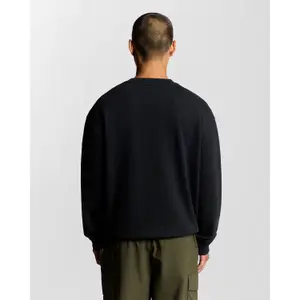 Sudadera de cuello redondo con impresión de texto cepillado Lyle & Scott image-4