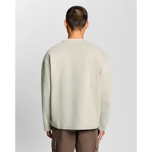 Jumper with a round neck in jacquard Lyle & Scott image-3