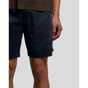 Short Lyle & Scott Taped Interlock image-4