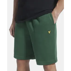 Short Lyle & Scott image-3