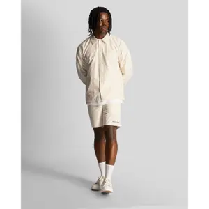 Calções às riscas Lyle & Scott Pinstripe image-2