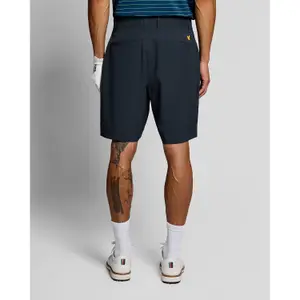 Ελαφρύ σορτσάκι Lyle & Scott Tech image-4