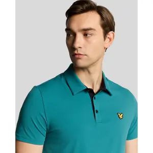 Polo with contrast button placket Lyle & Scott image-4
