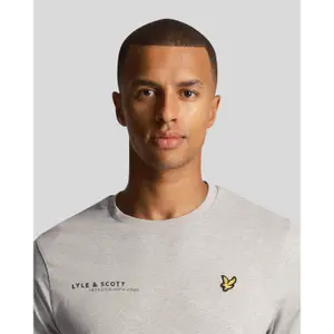 Uni T-Shirt mit passendem Druck Lyle & Scott image-4