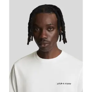 Camiseta bordada Lyle & Scott image-4