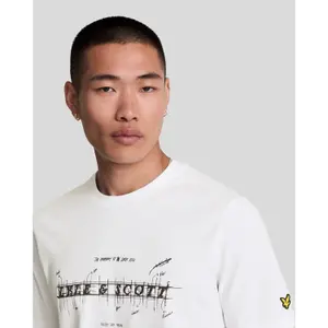 T-Shirt Lyle & Scott Anatomy Of Type image-4