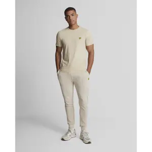 Camiseta Lyle & Scott Tape image-2