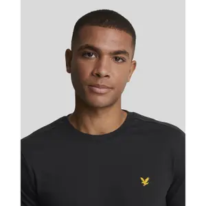 Camiseta Lyle & Scott Tape image-4
