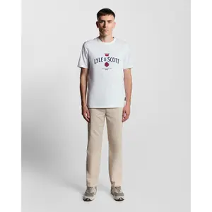 T-Shirt Lyle & Scott Cheers To Tradition image-4
