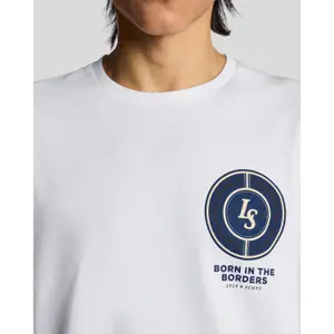 T-Shirt Lyle & Scott Born In The Borders image-3