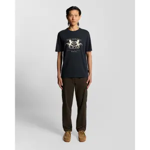 T-Shirt Lyle & Scott Golden Lion image-1